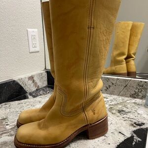 NWOT Frye Campus 14L Boots Banana Size Women's 7